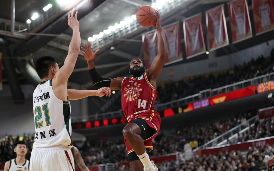 险胜辽宁！山西赢球最大功臣，不是迪亚洛，36岁老将击碎离队谣言